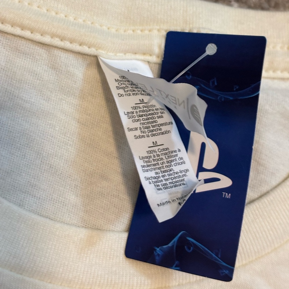 Playstation Cream T-Shirt - Picture 5 of 7